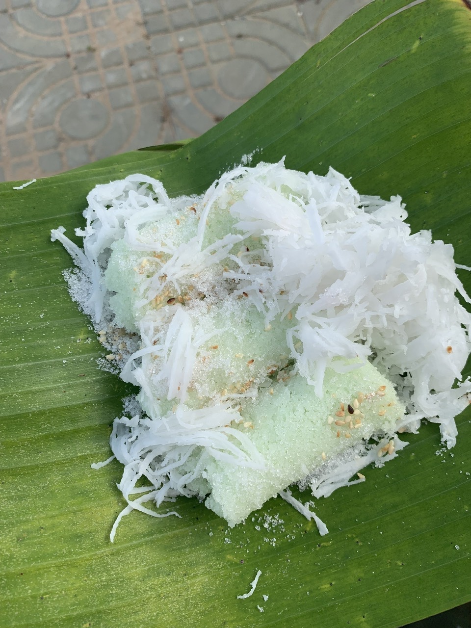 Bánh ống lá dứa
